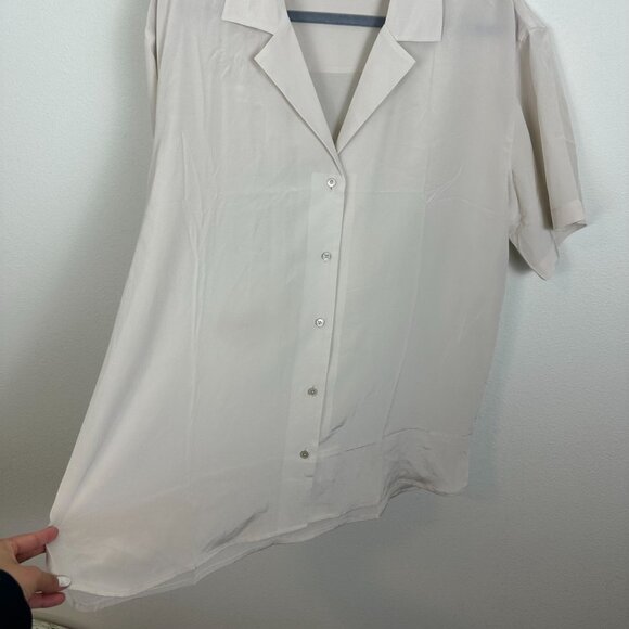Aritzia Babaton Academy Silk Short Sleeve Blouse L Matter Pearl Minimalist Conte - Picture 4 of 14